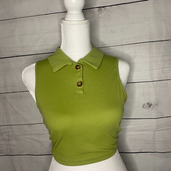 Crop Top - Picture 2 of 3